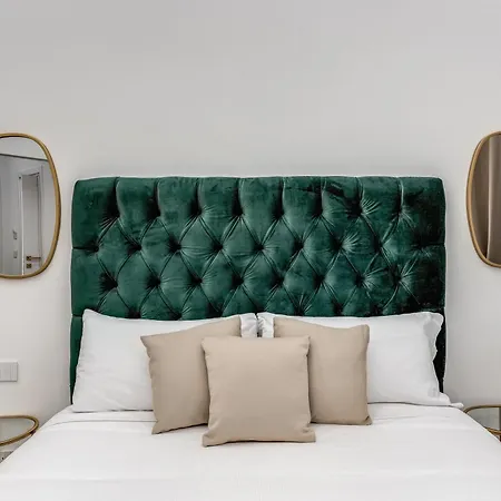 Pensjonat Atarooms 4*