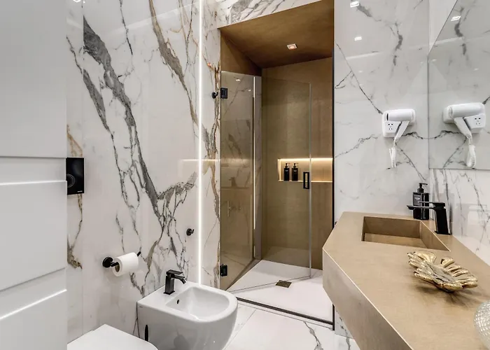 Atarooms Vendégház 4*