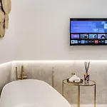 Atarooms 4*